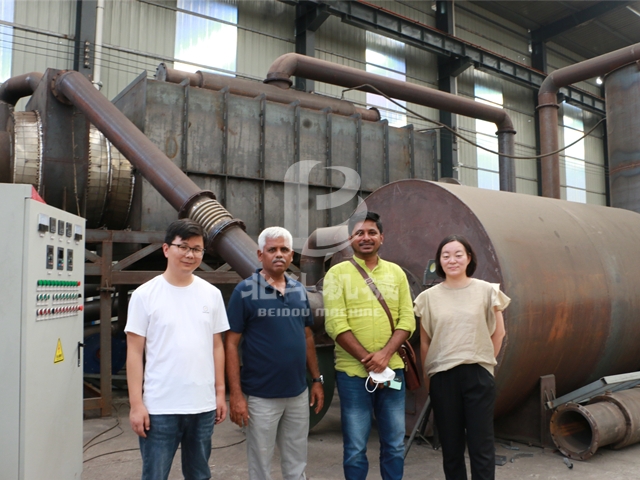 連續式自動化椰殼炭化爐得到印尼客戶的充分肯定